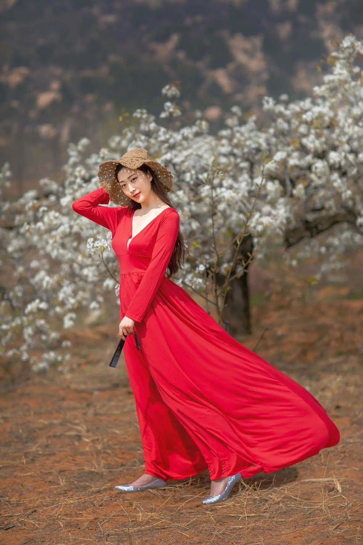 [YITUYU] 2021.12.22 Vol.518 – Pear blossom in red makeup As one wishes#[32P]-24